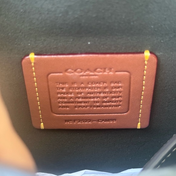 Coach Soft Tabby - Picture 5 of 6